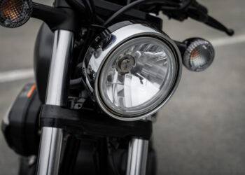 Lampu Motor Tiba-Tiba Mati? Ini 5 Penyebabnya!