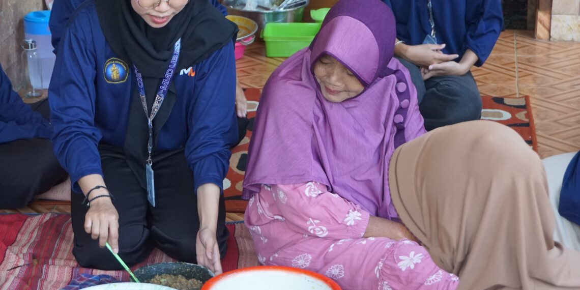 Mahasiswa UB Kembangkan Abon Belimbing, Dorong Ekonomi Desa