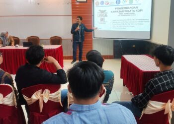 Tim Departemen Ilmu Ekonomi UB Dorong Desa Sumberdem Wonosari Menjadi Destinasi Wisata Kopi