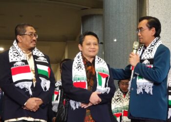 Cahaya untuk Gaza : UB Berangkatkan 2 Dokter Terbaik