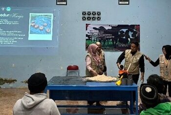 Solusi Mahasiswa UB : Pakan Ternak Musim Kemarau di Sepawon