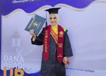 Doktor By Research Pertama UB Teliti Ciplukan untuk Pasien Ginjal