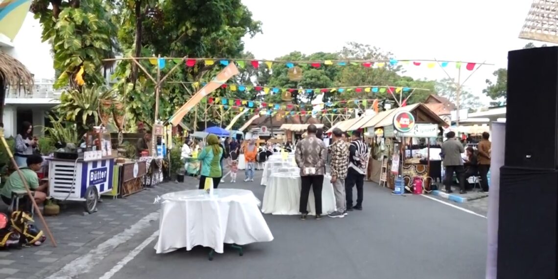 Tong Tong Night Market 2025 Hidupkan Nostalgia Malang