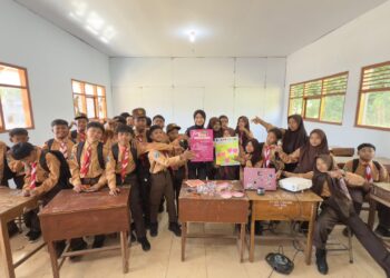 Siswa Wonoagung Belajar Emosi dan Wirausaha Bareng FISIP UB