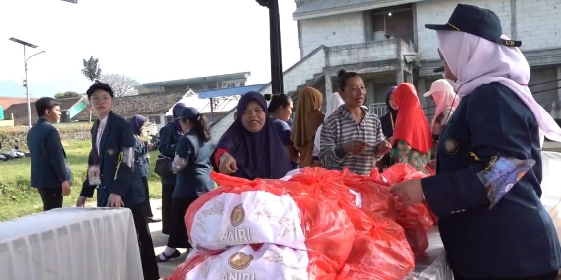 Pasar Murah Aniri FK UB Diserbu Warga Ngabab