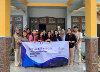 Mahasiswa PSDKU UB Kediri Ubah Limbah Kulit Nanas Jadi Sabun