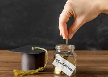 Pengeluaran Pendidikan Tekan Minat Menabung Warga Pada Pertengahan 2025