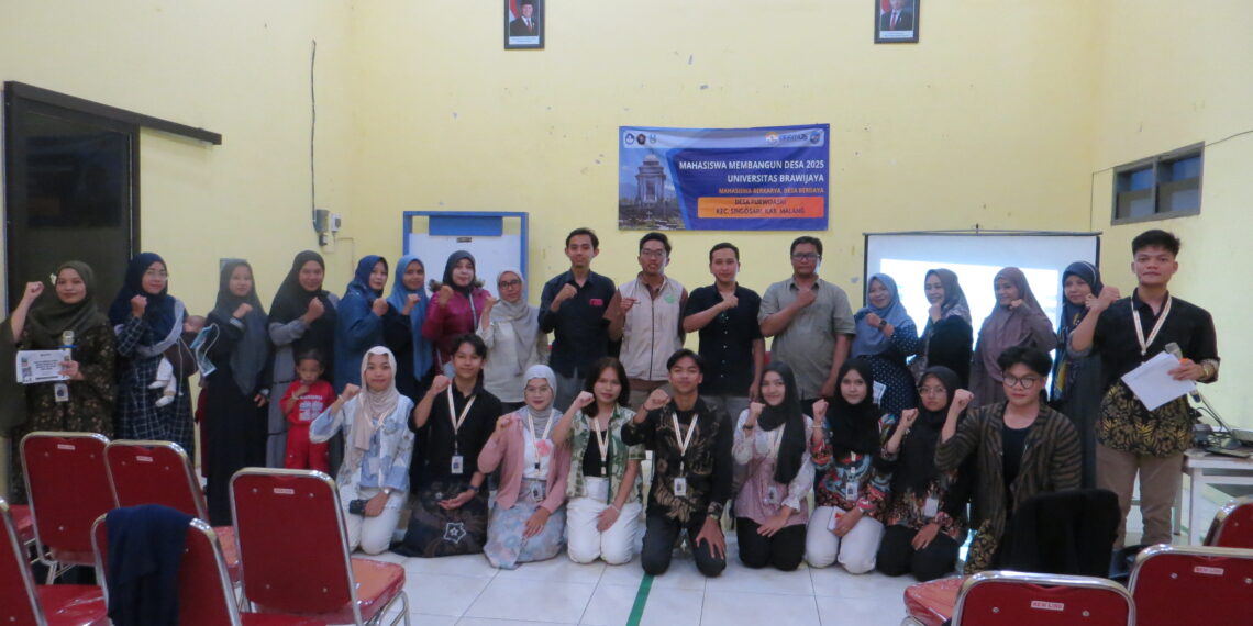 Mahasiswa UB Edukasi Warga Dalam Mengolah Sampah