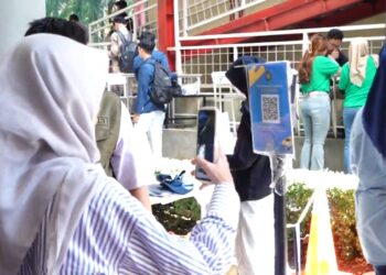 17 Ribu Mahasiswa Baru UB Ambil Almamater dan KTM Secara Terjadwal