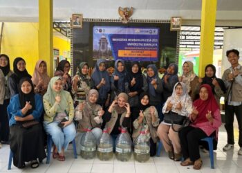 Mahasiswa UB Hidupkan Budidaya Lele Galon Hemat Air