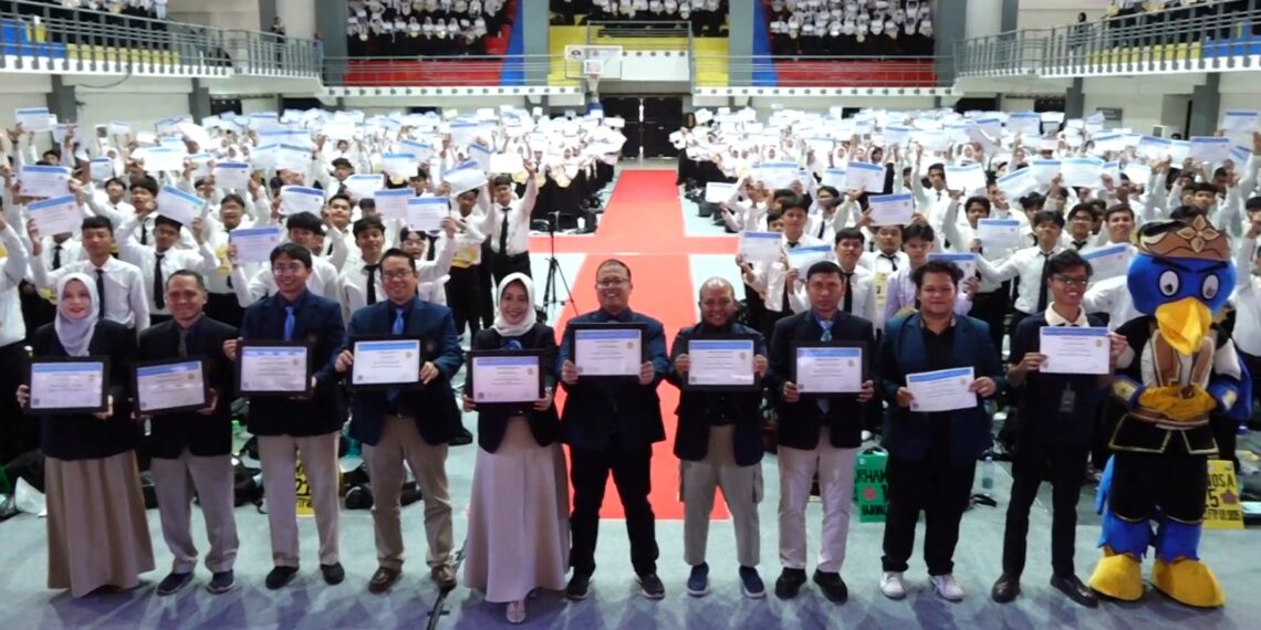 FTP UB Beri Sertifikasi AI pada Mahasiswa Baru di PKKMB 2025
