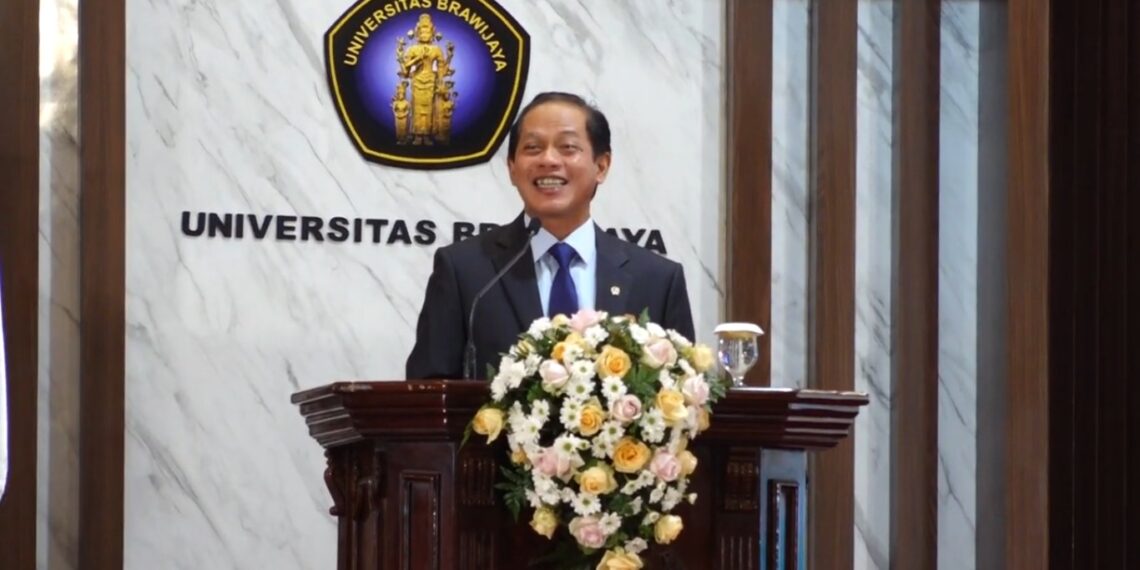 Menteri LHK Ajak Maba Pascasarjana UB Perkuat Riset Hijau