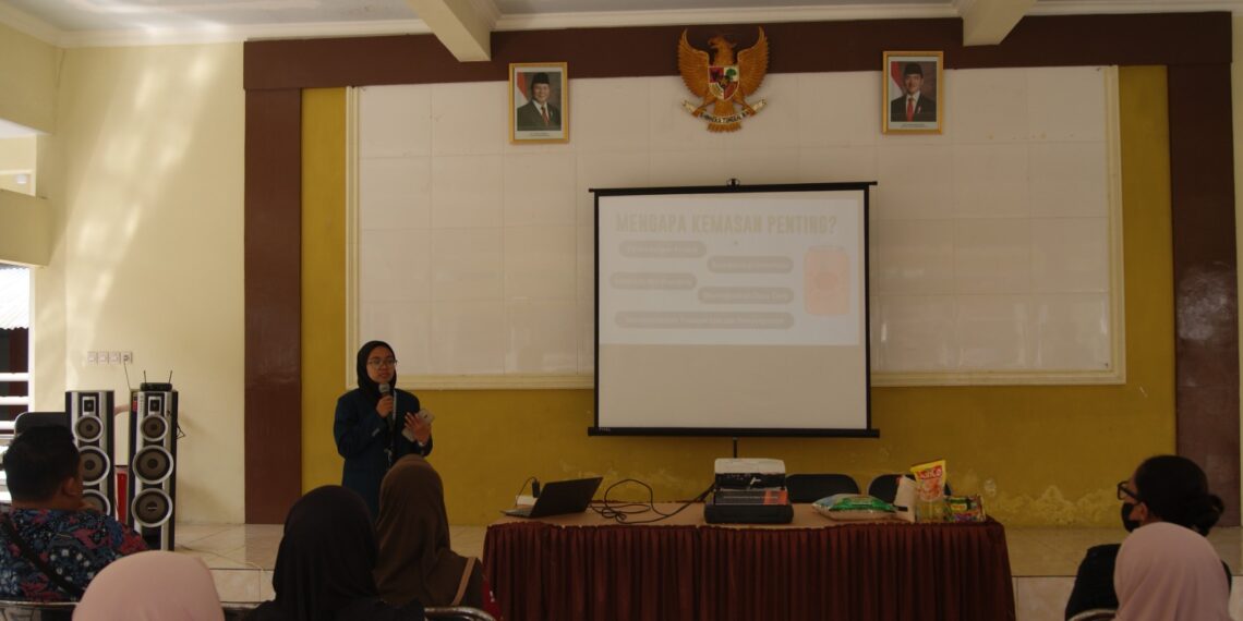 Mahasiswa UB Bantu UMKM Klakah Tingkatkan Branding