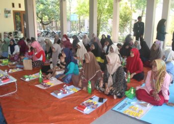 Bouquet Snack Bangkitkan Wirausaha Perempuan Desa