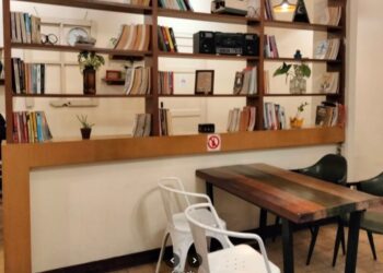 4 Book Cafe Hits di Malang untuk Pecinta Buku