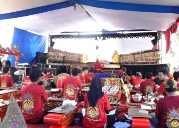 Pentas Wayang Kulit di Bunulrejo, Meriahkan Budaya dan Kemerdekaan