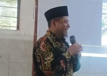 LAZISKHU Gelar Pembekalan Budidaya Lele dalam Ember