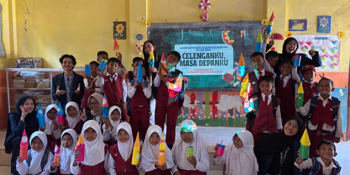 Celengan Kreatif Bekal Investasi Sejak Dini