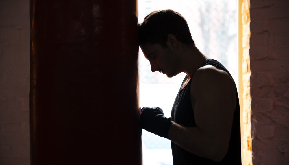 Pertolongan Pertama Saat Orang Terdekat Berisiko Bunuh Diri