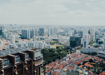 Ekonomi Indonesia Terancam Melambat Akibat Demo