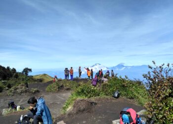 2 Jalur Pendakian Merbabu Tutup September 2025