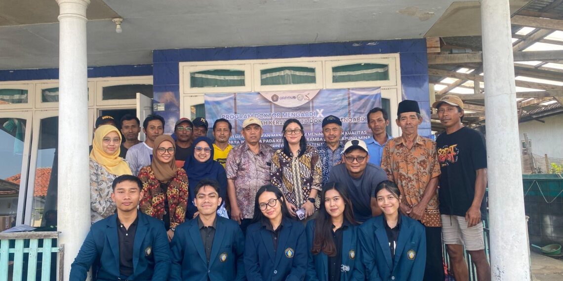 AQUARES UB Dorong Kemandirian Pakan Ikan, Panen Nila Desa Sumberpetung Naik 30 Persen