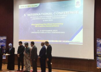 Dosen Ilmu Ekonomi UB Berpartisipasi dalam Joint ConferenceĀ ICSED 2025 di UMT Malaysia, Bahas Isu Blue Economy dan Ketimpangan Global South