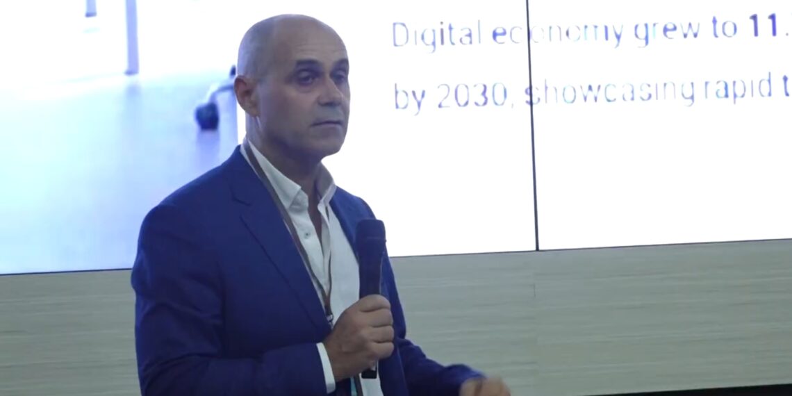 Pakar Dunia Soroti Digital Skills, AI, dan Big Data, Motor Sustainable Digital Economic Development