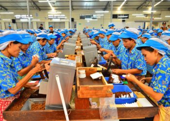Industri Rokok Tertekan, DPR Desak Evaluasi Cukai