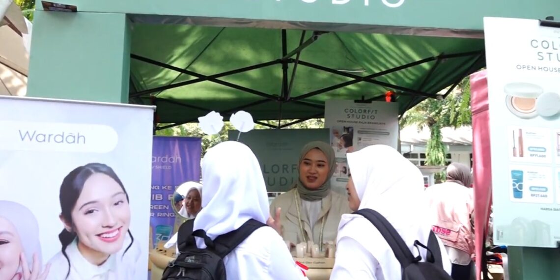 Wardah Edukasi Mahasiswa Baru UB soal Pentingnya Merawat Diri