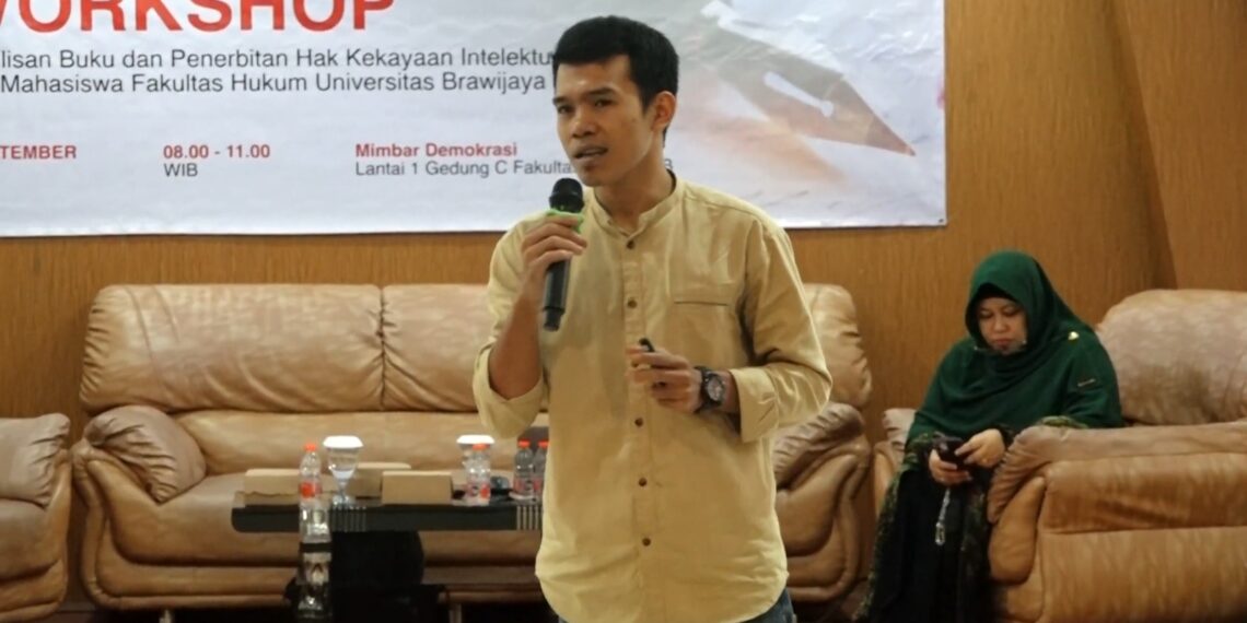 FH UB Dorong Mahasiswa Konversi Karya Ilmiah Jadi Buku