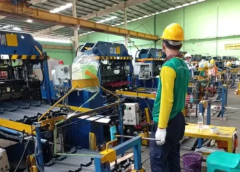 Tatalogam Kembangkan Baja Reflektif Penurun Emisi