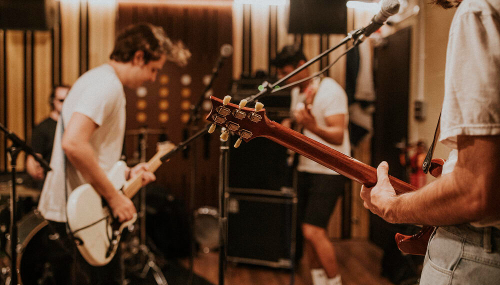 Bermain Musik Jadi Terapi Jiwa Para Musisi