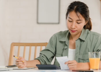 Strategi Aman Kelola Keuangan Saat Cuti Tanpa Gaji