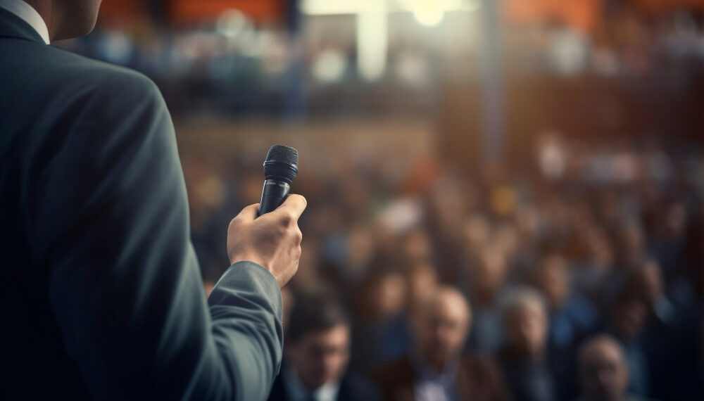 Ngobrol dengan Orang Asing, Bekal Penting Gen Z