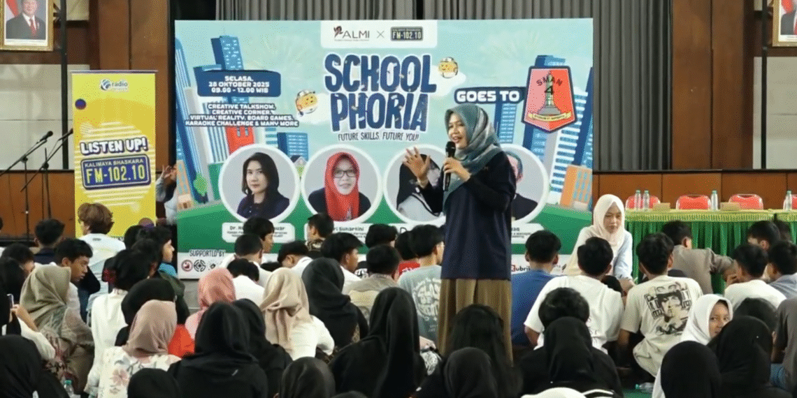 Inovasi Maggot, Langkah Hijau dari Prof. Sri Suhartini di School Phoria