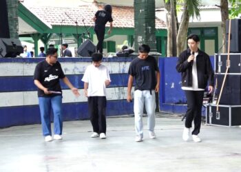 SMKN 2 Malang Belajar Digital Branding dan Personal Image