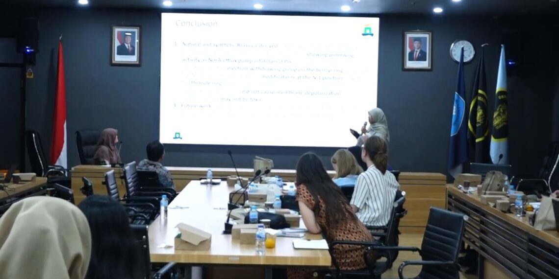 Inovasi Rasa dan Teh Herbal Warnai Simposium Doktoral UB–Wageningen