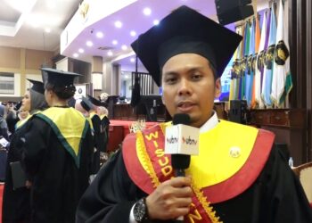 UB Wisuda Deddy Susilardi, Auditor BPKP Raih Predikat Wisudawan Terbaik