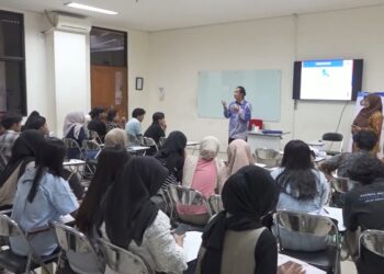 Teguh Wuryanto Dorong Mahasiswa Fapet UB Lestarikan Unggas Hias Endemik