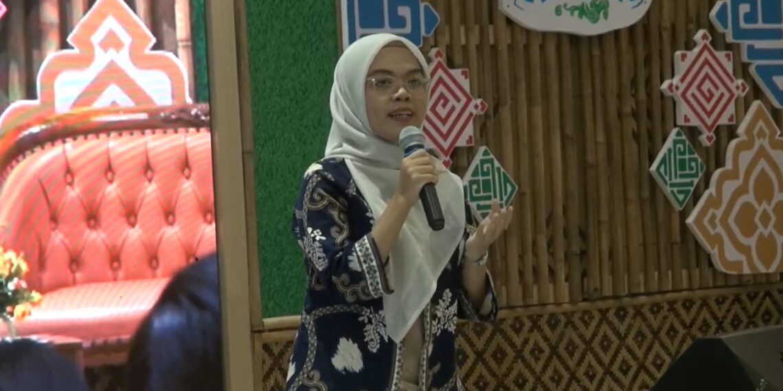 Dosen Undiksha Bahas Kepemimpinan Perempuan dan Fenomena Glass Ceiling