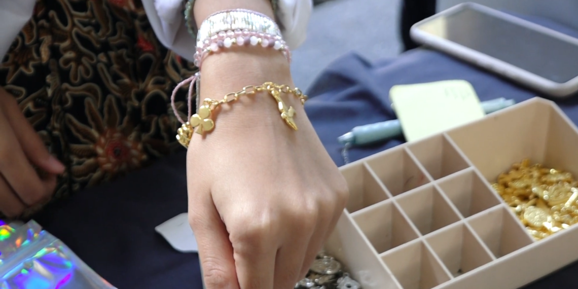 Liris Gelang Ayu Ramaikan Pekan Kewirausahaan FT UB