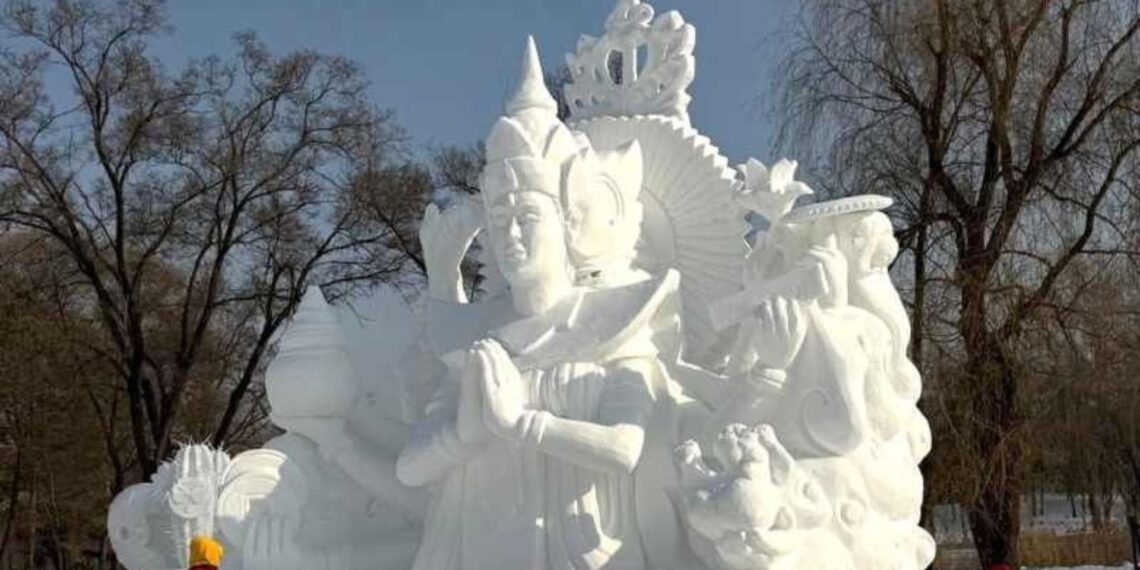 Seni Ukir Salju Indonesia di Panggung Dunia