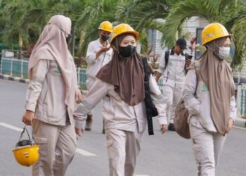 Soft Skill Kunci Perempuan Bertahan di Awal Karier