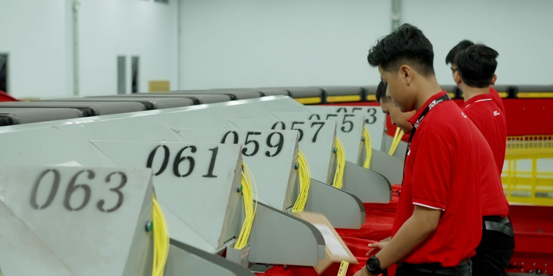 J&T Express Global Catatkan Pengiriman 30 Miliar Paket Selama 2025