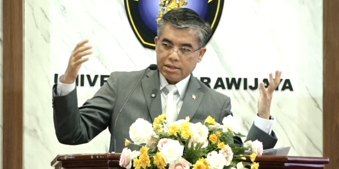 Menaker Soroti Tantangan Ketenagakerjaan, Dorong Kampus Perkuat Link and Match Industri