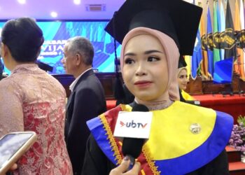 Konsistensi Antar Hanna Syakira Raih Wisudawan Terbaik UB