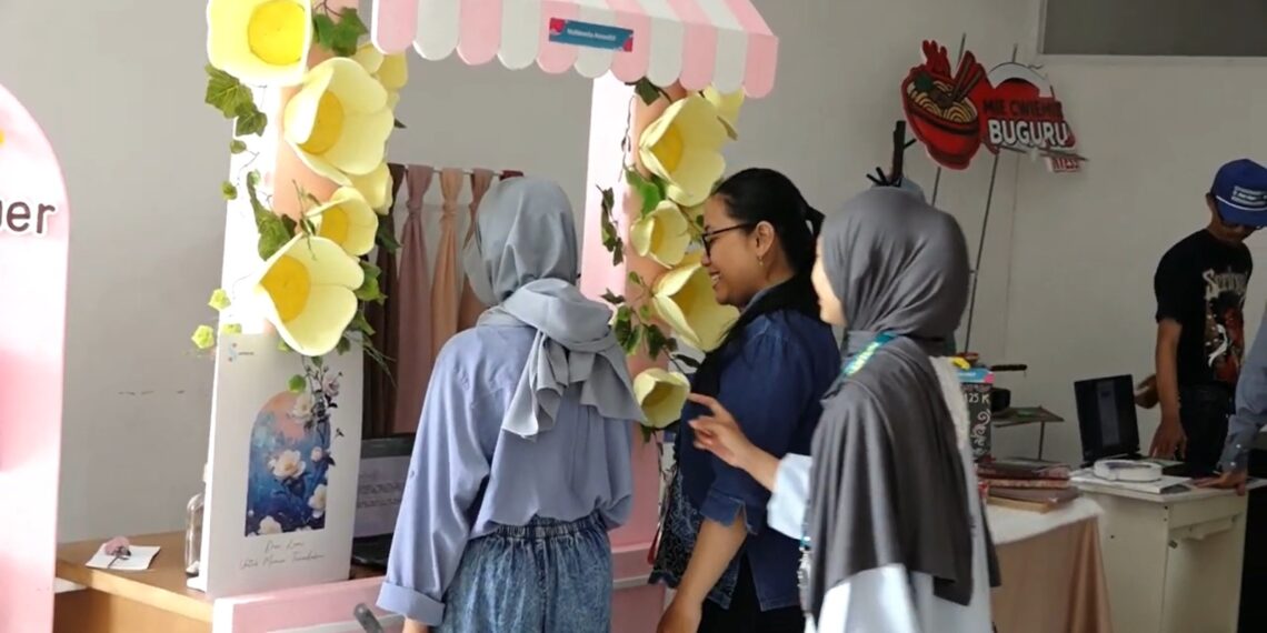 PAKADES XII Ruang Refleksi Karya Mahasiswa DKV