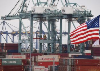 MA AS Hentikan Tarif Trump, Ketidakpastian Meningkat