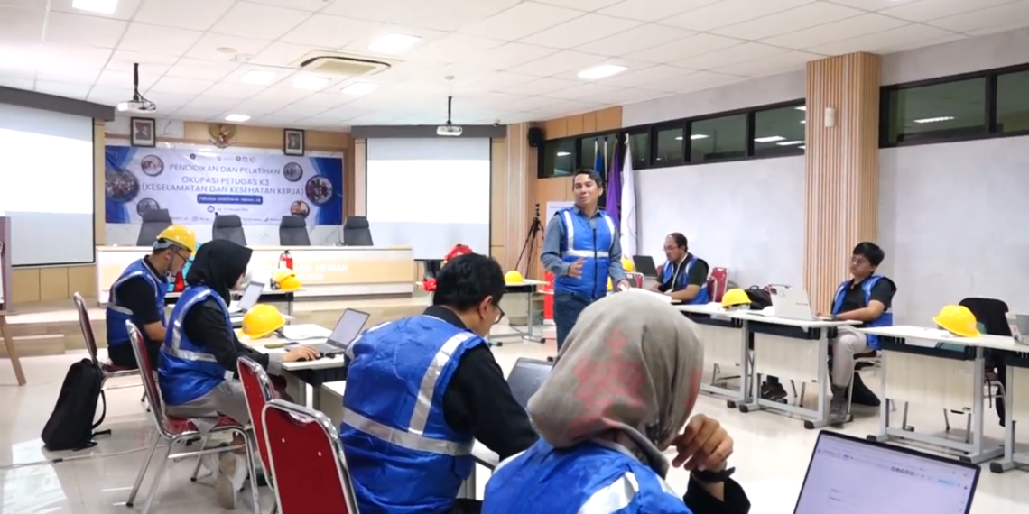 FKH UB Perkuat Standar Keselamatan Kerja melalui Diklat Okupasi Petugas K3
